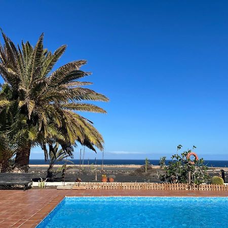 Surf & Chill Bungalow 69, Quiet Green Oasis With Community Swimmingpool Parque Holandes Exterior photo